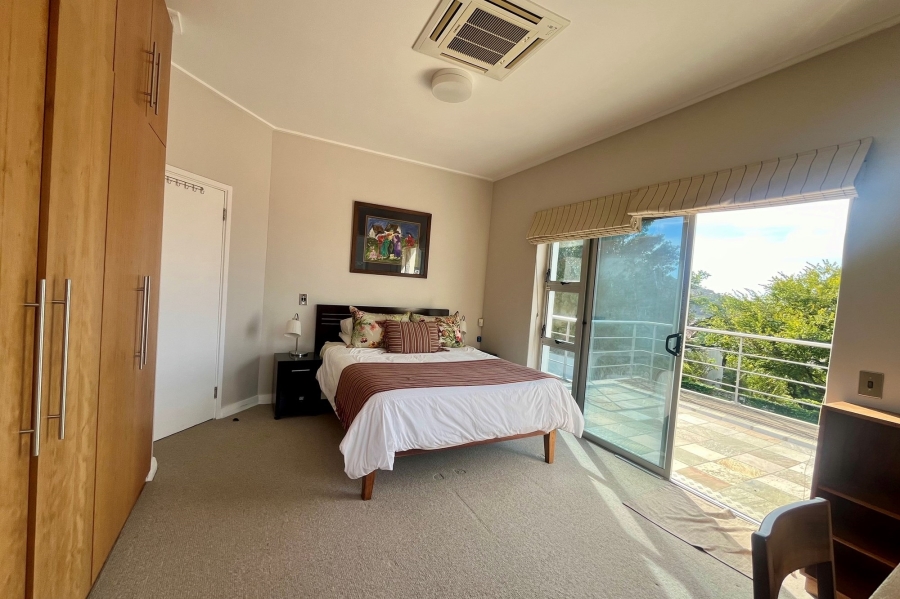 To Let 4 Bedroom Property for Rent in Tamboerskloof Western Cape